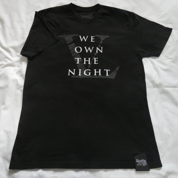 Mens T-shirt Vampire Life We Own the Night - Picture 1 of 4